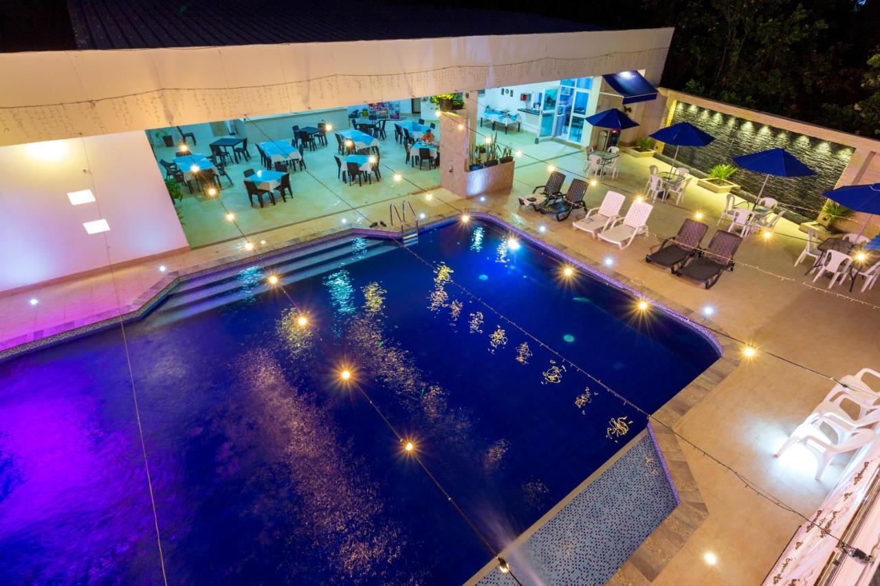 Hotel 0Asis De La Colina Boutique จีราร์ดอท ภายนอก รูปภาพ