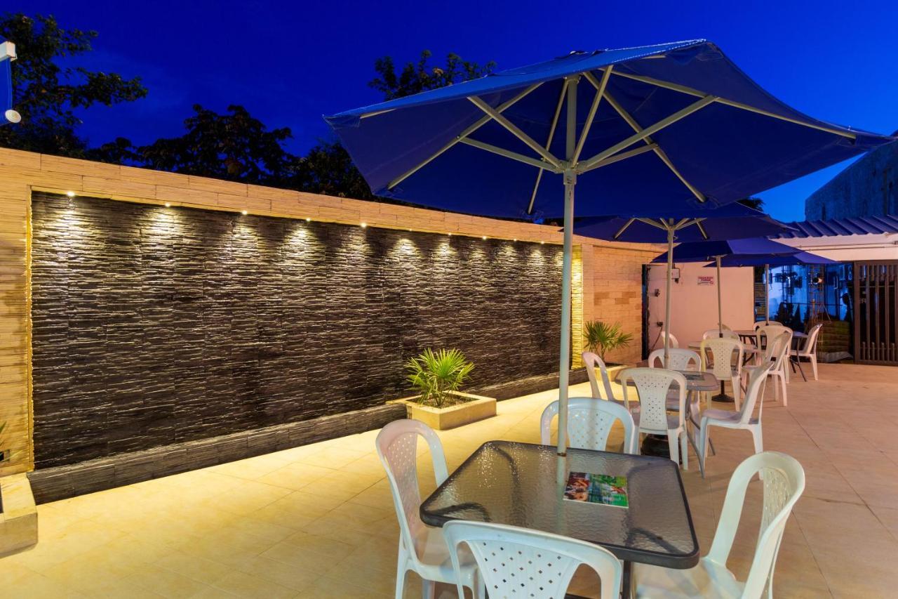 Hotel 0Asis De La Colina Boutique จีราร์ดอท ภายนอก รูปภาพ