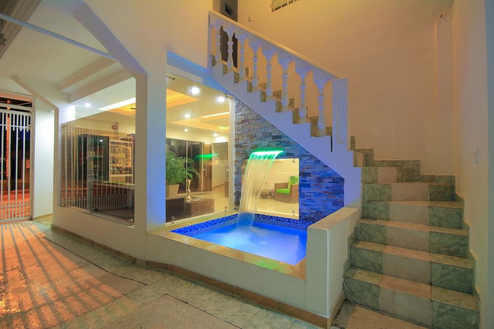 Hotel 0Asis De La Colina Boutique จีราร์ดอท ภายนอก รูปภาพ