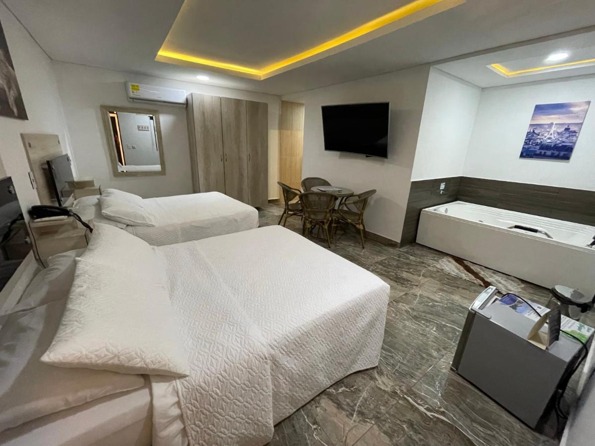 Hotel 0Asis De La Colina Boutique จีราร์ดอท ภายนอก รูปภาพ