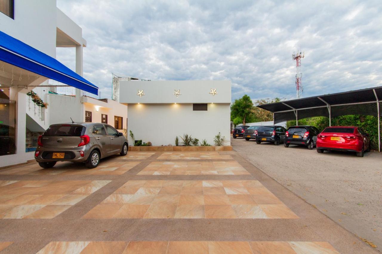 Hotel 0Asis De La Colina Boutique จีราร์ดอท ภายนอก รูปภาพ